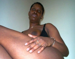 Mature Black Pussy Solo